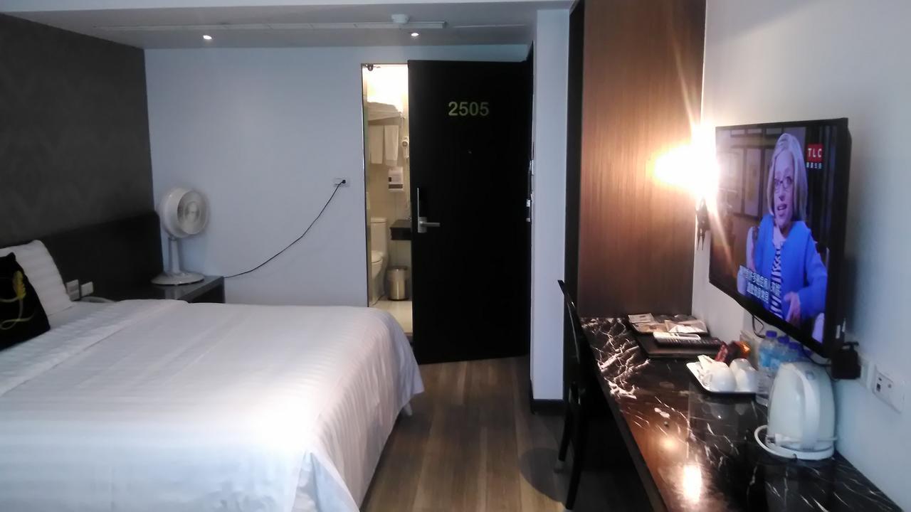 Lihan Hotel Taipei Bagian luar foto