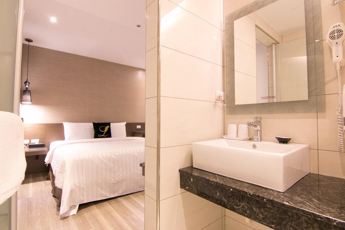 Lihan Hotel Taipei Bagian luar foto