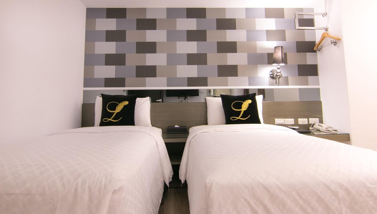 Lihan Hotel Taipei Bagian luar foto