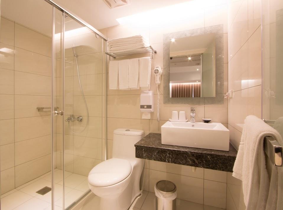 Lihan Hotel Taipei Bagian luar foto