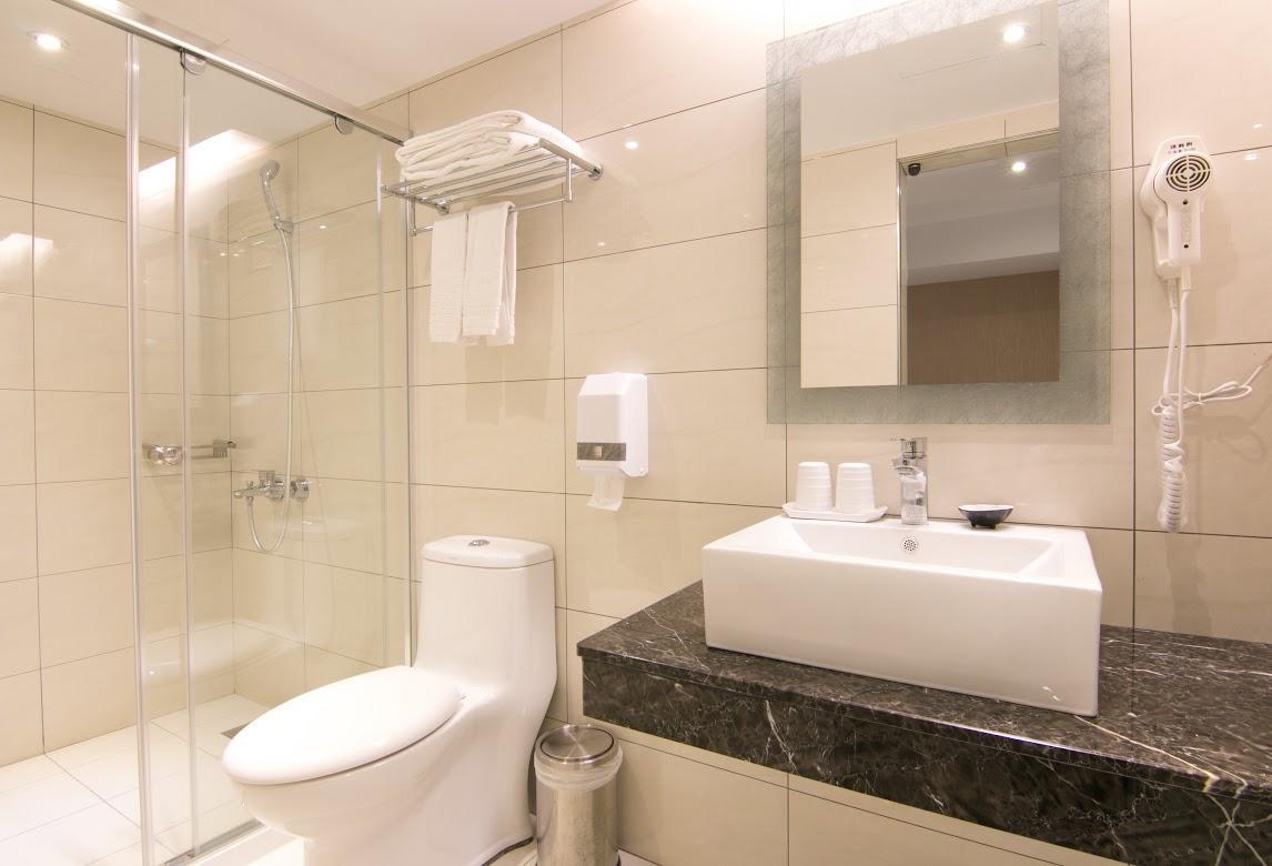 Lihan Hotel Taipei Bagian luar foto