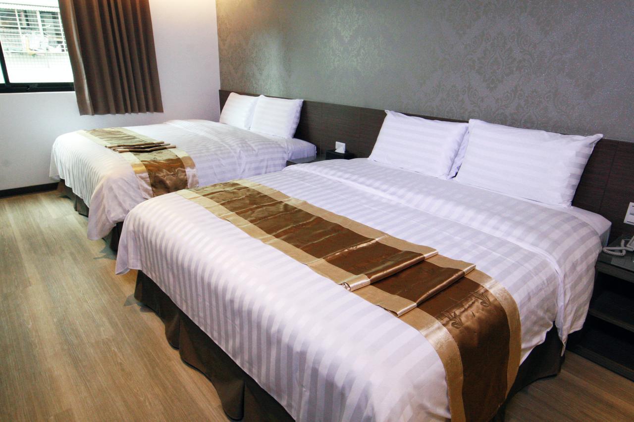 Lihan Hotel Taipei Bagian luar foto
